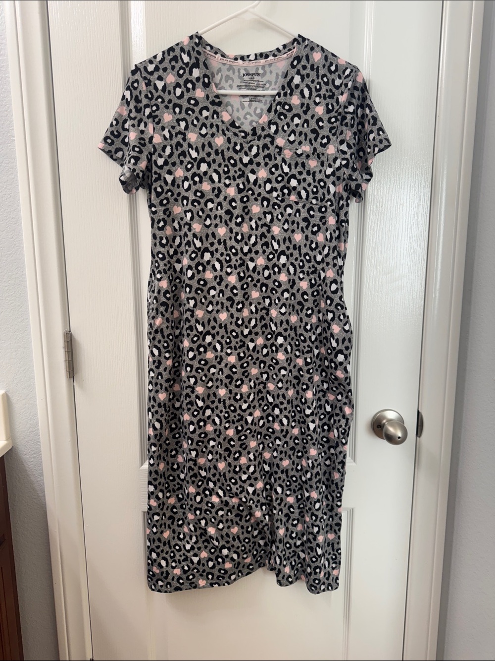 Women’s Gray & Pink Leopard Midi Nightgown with V-Neck and pockets